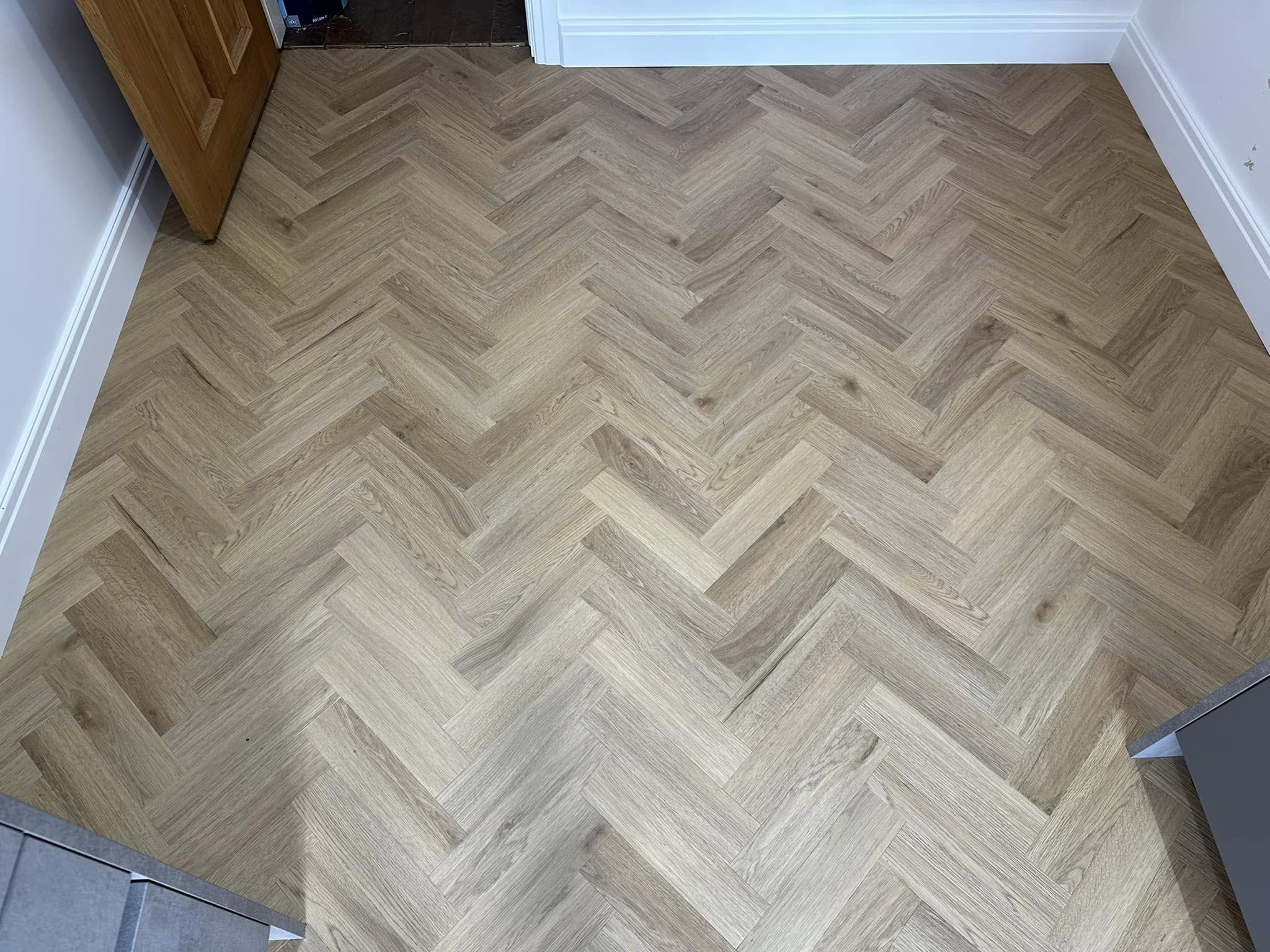 Aspire Parquet - Classic Oak